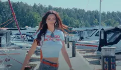 „W co Ty Grasz” zespołu Topky w zupełnie nowej odsłonie! Klubowa wersja hitu zachwyca fanów

