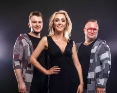 Wielkie zmiany w branży! Gwiazdorzy disco polo zaprezentowali nową wokalistkę! Artystka studiuje prawo!