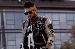 Wokalista disco polo w repertuarze zespołu T-Love! To jeden z najpopularniejszych utworów lat .90! Posłuchajcie, jak brzmi?! 