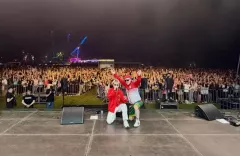 WonerS odpalił „Góralski weekend" we Wronkach. Tak hicior brzmi na żywo, ludzie oszaleli