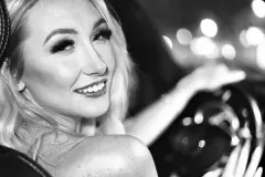 Zdolna wokalistka disco polo kusi ponętną stylizacją! To modowy hit sezonu?! 