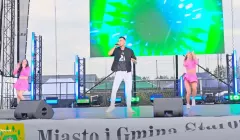 Występ Bayery na I Dniach Miasta i Gminy Staroźreby. „Obrączki szczerozłote" zagrane na żywo