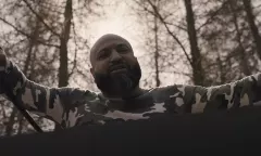 Z teledysku disco polo zrobił film akcji?! To ukłon w stronę ludzi walczących o lepsze jutro!