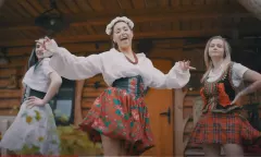 „Zatańcz ze mną„ - Najnowszy hit zespołu Na Plus już zdobywa serca fanów!