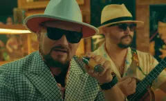 „Ze mną bujaj się„ - Valdi i jego ogromny sukces! Nowość to będzie hit na playlistach sylwestrowych?!