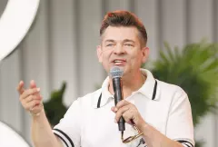 Zenek Martyniuk rozwiewa plotki o emeryturze! Prawda o nowych piosenkach zaskoczyła wszystkich