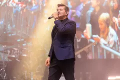 Cała prawda! Zenon Martyniuk informacje o liderze zespołu Akcent. Ile ma lat, żona, dzieci, rodzina, majątek