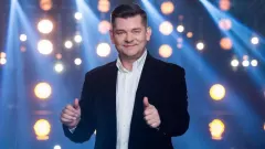 Zenon Martyniuk odświeżył znany przebój z lat 90-tych! To prawdziwy ”biały kruk” disco polo!