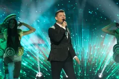 Zenon Martyniuk ruszył na podbój Niemiec?! Gwiazdor disco polo zrobił coś niesamowitego! | VIDEO