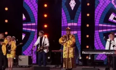 Wielki HIT grupy Classic po chińsku?! Wyjątkowy DUET z Bayer Full hitem w sieci! Jak wyszło?! 