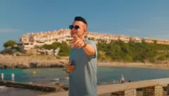 Zespół Playboys świętuje sukces utworu „I Love You” – kolejny milion wyświetleń na koncie!
