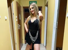 Znana wokalistka disco polo pokazała zakulisową fotkę z koncertu! Uwagę zwraca jej odkryte ciało! FOTO 