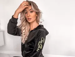 Znana wokalistka grupy disco polo CamaSutra postanowiła wrócić do ćwiczeń! Jak sobie radzi?!