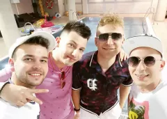 Znani gwiazdorzy disco polo połączyli siły?! Wiemy jaką niespodziankę szykują Gesek i grupa Menelaos!