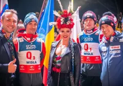 Znani polscy skoczkowie wystąpią w teledysku grupy Weź Nie Pytaj?! Wokalistka pokazała zdjęcie, na którym jest Żyła, Stoch i Kubacki! 
