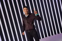 Znani producenci muzyczni odświeżyli nowy hit zespołu Bayera! Klubowa wersja podbije listy przebojów?! 
