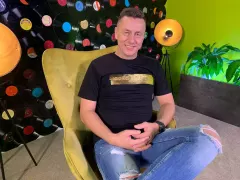 Znany gwiazdor disco polo świętuje ważną rocznicę! Artysta podzielił się wzruszającym zdjęciem! 