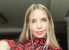 Zobaczcie mega sexowny najnowszy taniec Natalii Siemienieckiej w wysokich szpilakch - wokalistki disco polo, który zrobił wrażenie na całej Polsce!