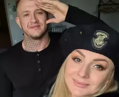 Żona Dawida Narożnego pochwaliła się drogim prezentem!  Gwiazdor disco polo sprezentował Jej biżuterię za prawie 4 tysiące!