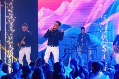 Zwycięzcy „Disco Star 2024” Max z Jankowej z niepowtarzalną pamiątką z programu, która trafiła na aukcję!
