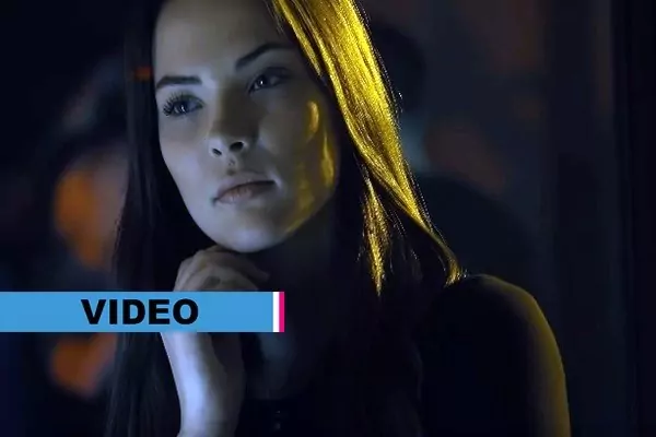 Premiera: Moment - Zawstydzona