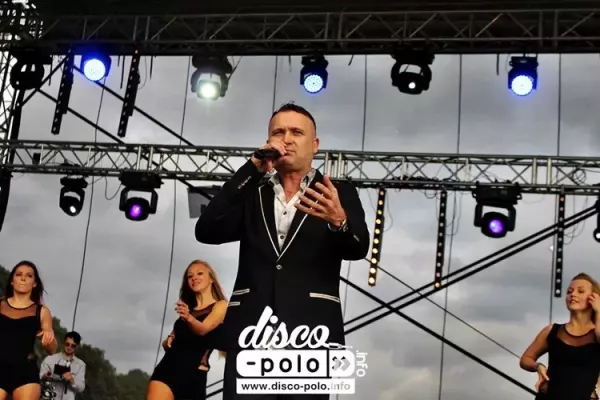 Dariusz Mata obchodzi urodziny | Bobi świętuje