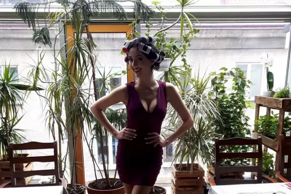 Mikayla sprezentuje fanom "23 karaty" - zobaczcie zdjęcia z planu nowego singla!