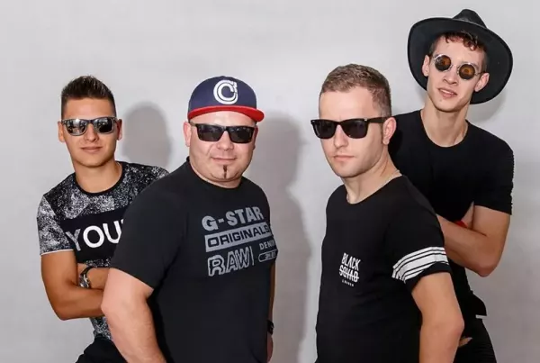 Zespół Lecimy prezentuje się w nowej osłonie - Skrzypce okażą się hitem? 