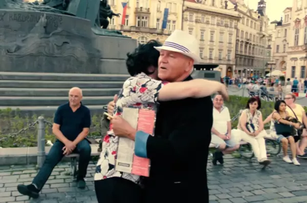 Kuzyn Zenka ma dla Was hit?! Jest już "Miłość w Pradze"! | PREMIERA