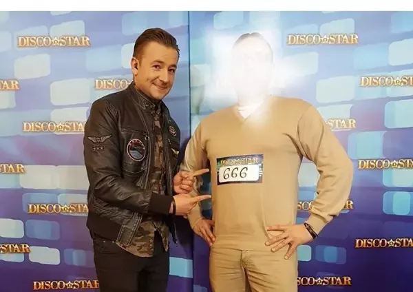Niezwykły uczestnik VI edycji Disco Star! Czy poznajecie tego artystę?