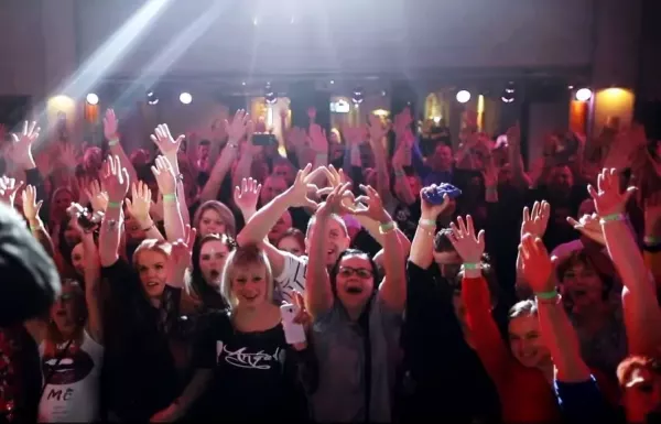 Po raz pierwszy w historii! Boys, Top Girls oraz Weekend na Wyspach! | VIDEO zza kulis podbija internet 
