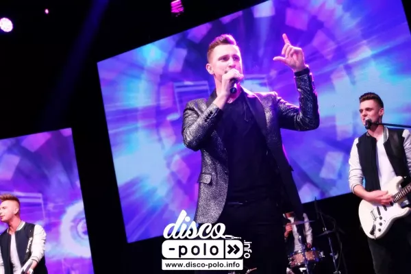 Eratox nowa gwiazda disco polo! Zobacz występ LIVE! Publiczność oczarowana! | VIDEO
