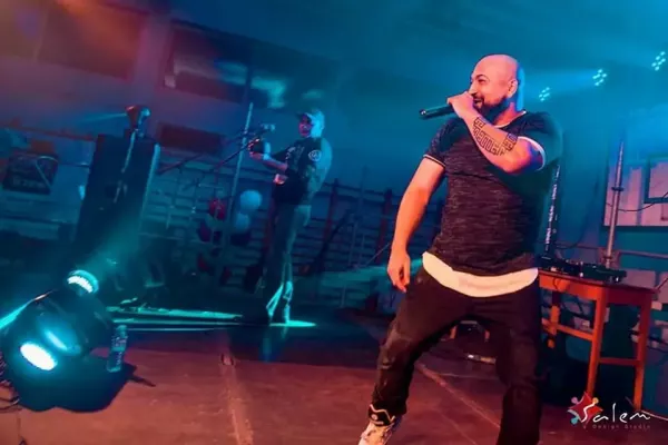 „Moja kobieta nie wytrzymuje ze mną”! Gwiazda disco polo szczerze o sobie! | VIDEO
