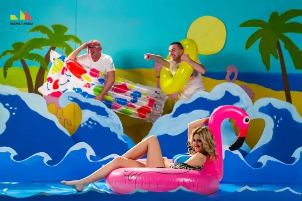 Jest bajkowo i kolorowo! Grupa Reflex nagrała klip do nowego singla pt. "Słońce plaża i wiatr" 