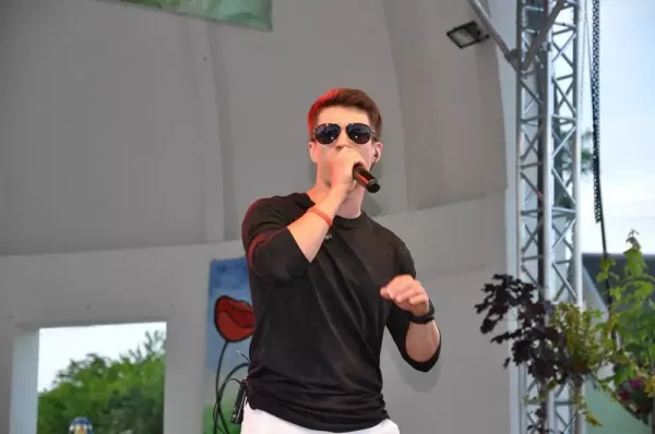 Kolejny hit? Formacja Moment w premierowej produkcji | NOWOŚĆ