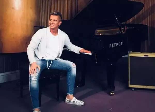 Markus P z niezwykła nowością "Sam na sam"! Akustyczna wersja brzmi rewelacyjnie! Posłuchajcie | VIDEE