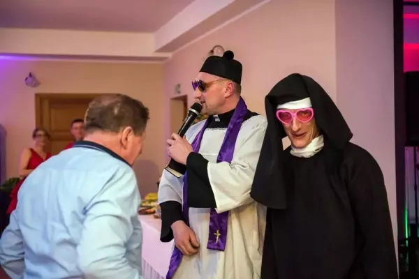 Mistrzyni świata w wykrywaniu kłamstw - poznajcie Siostrę Klarę, gwiazdę muzyki disco polo! 