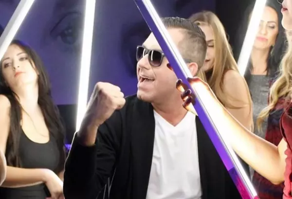 Początek wielkiej kariery zespołu disco polo Fresh Face? Nowość trafiła na znany kanał | PREMIERA