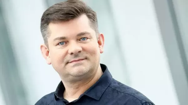 Opadną Wam szczęki! 160 milionów na koncie króla disco polo - Zenona Martyniuka (Akcent)