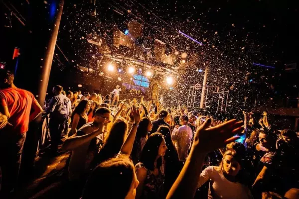 Milion fanów disco polo czeka na premiery, które pojawią się w ciągu najbliższych dni! Która z nich okaże się hitem?