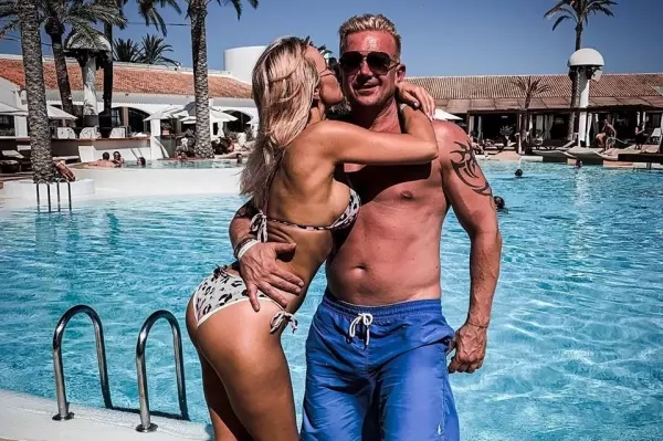 Bartek Padyasek z formacji D-Bomb jest najbogatszym wokalistą disco polo?! 