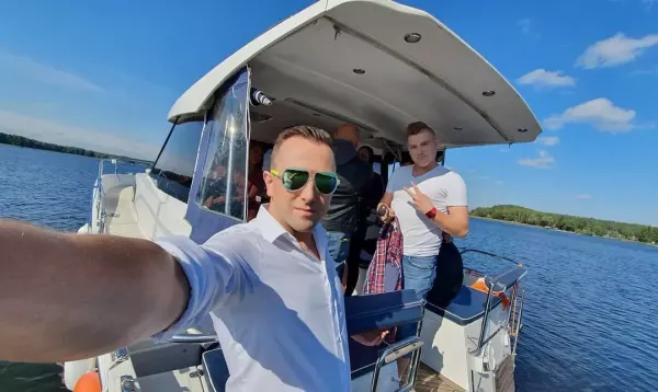 Premiera disco polo! Grupa Sunset w produkcji "Tak bardzo" Czy tą nowością podbiją rynek muzyczny?