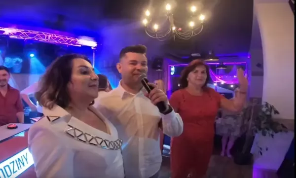 Zenon Martyniuk wraz z żoną w blasku fleszy! Takich zdjęć jeszcze nie było! 