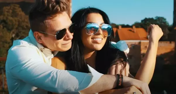 Szampańska nowość gwiazdy disco polo! Gorąca premiera od Geska przyciąga odbiorców jak magnes