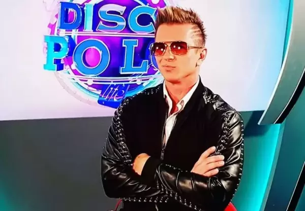 Gwiazdor disco polo szokuje wyglądem!  Na tych zdjęciach widać wszystko! 