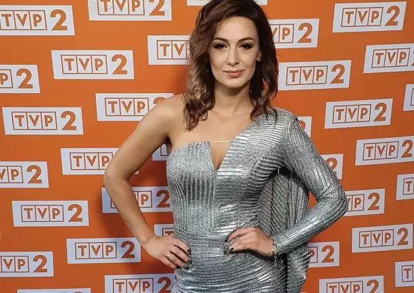 Piękna Justyna Lubas (Top Girls) wokalistka disco polo zachwyca swoją urodą. U niej nie ma miejsca na wpadki!