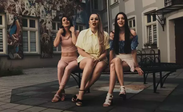 Uwielbiana formacja Top Girls z nowością "Lubię Cię mieć"! Posłuchajcie nowy hit od pięknych wokalistek!