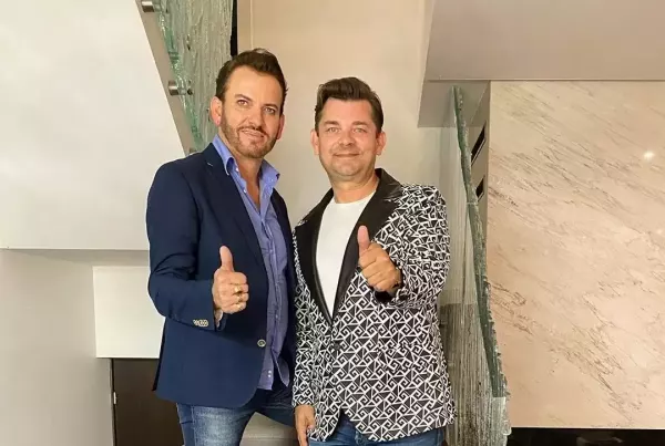 Nowe szaty króla disco polo! Zenek Martyniuk w towarzystwie znanego projektanta! Wygląda znakomicie!
