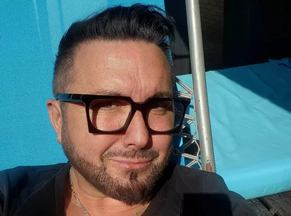 Andre - Andrzej Marcysiak świętuje! Na jego koncie milion! A to wszystko dzięki weselnemu przebojowi