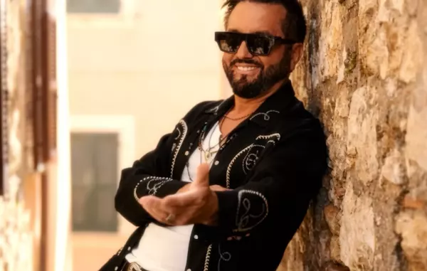 Andre z premierą disco polo „Kochany wariat”